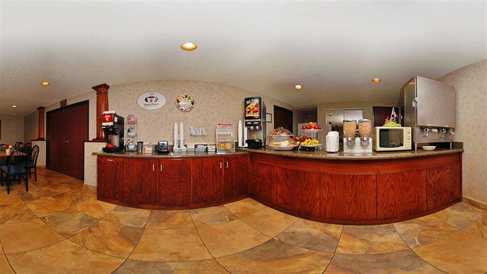 ซูเปอร์ 8 บาย วินด์แฮม ฟอร์ตเวิร์ธ นอร์ท Hotel ฟอร์ตเวิร์ท ภายนอก รูปภาพ